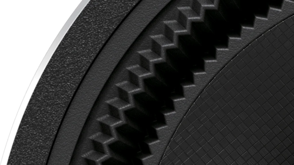 HDZ 653 Speaker Edge